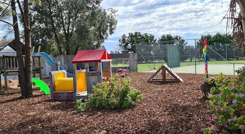 Halls Haven Holiday Units