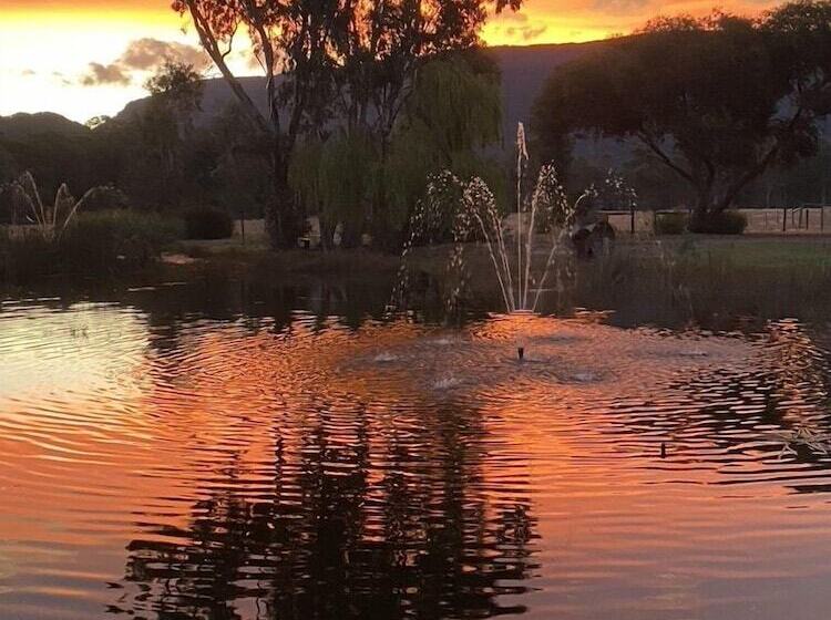 Halls Haven Holiday Units