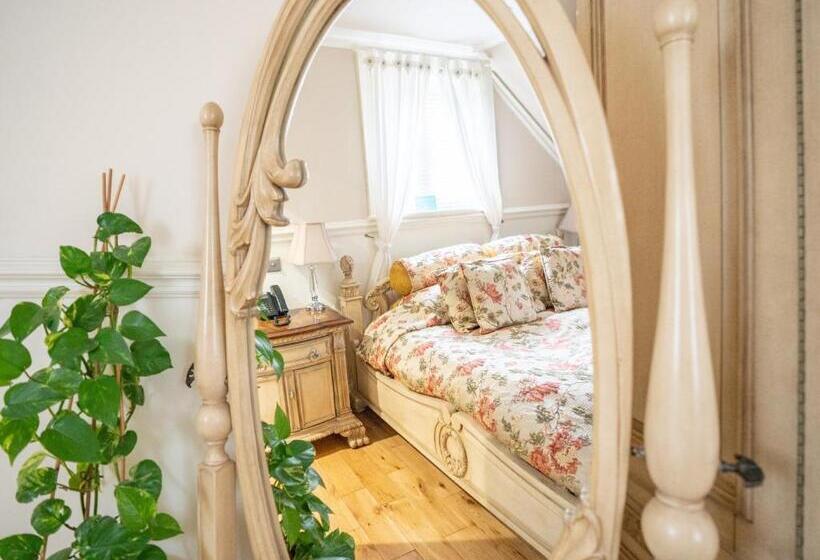 여관 Berwick Lodge