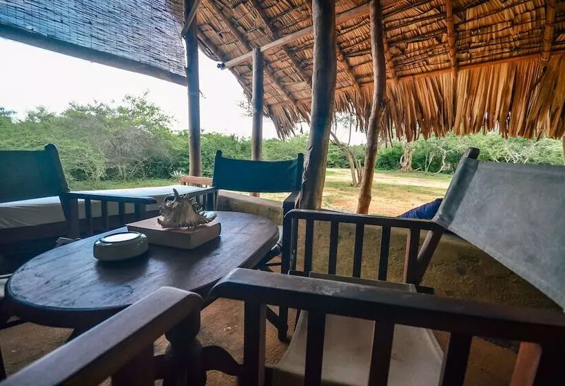 ホテル Back Of Beyond   Safari Lodge Yala
