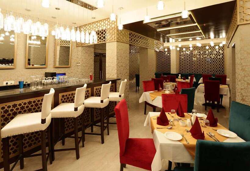 ホテル Comfort Inn Sapphire A Inde