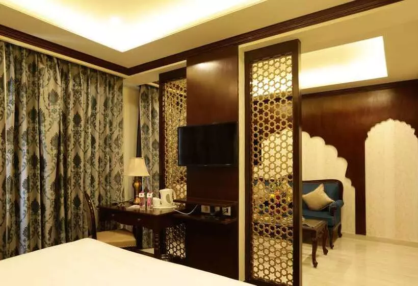 Hotelli Comfort Inn Sapphire