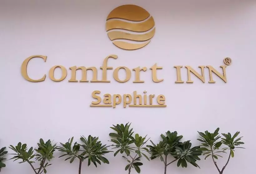 Hotelli Comfort Inn Sapphire