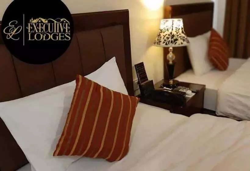 هتل Executive Lodges