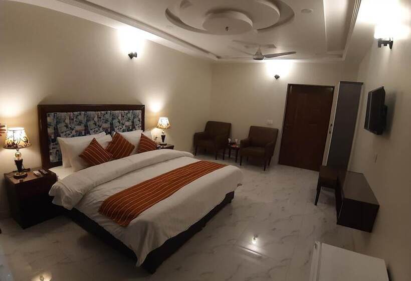 هتل Executive Lodges