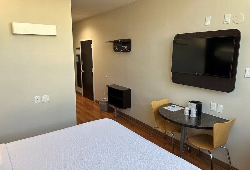 Hotel Feather Factory