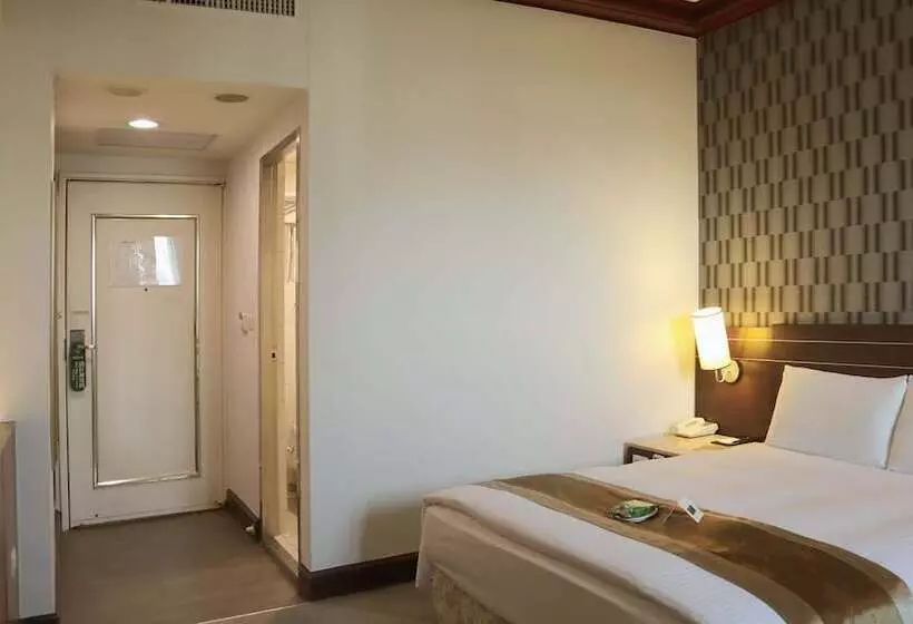 هتل Ho Fong Business Stay