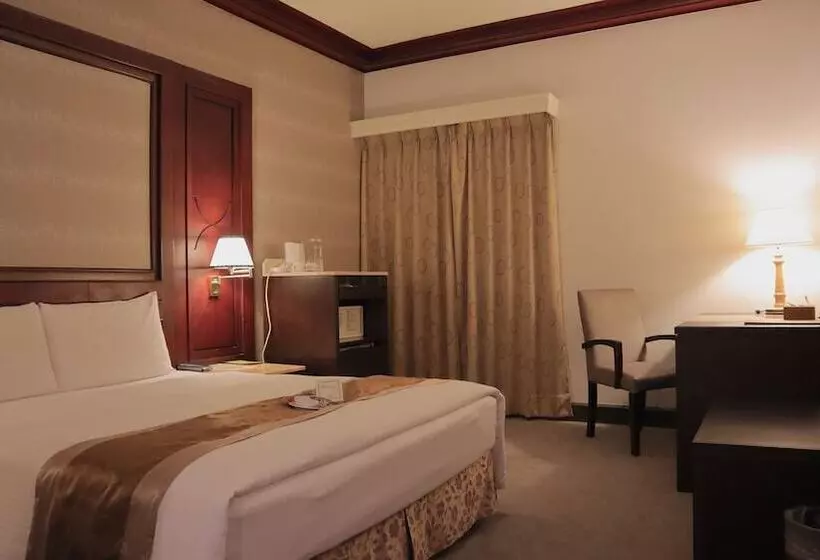 هتل Ho Fong Business Stay