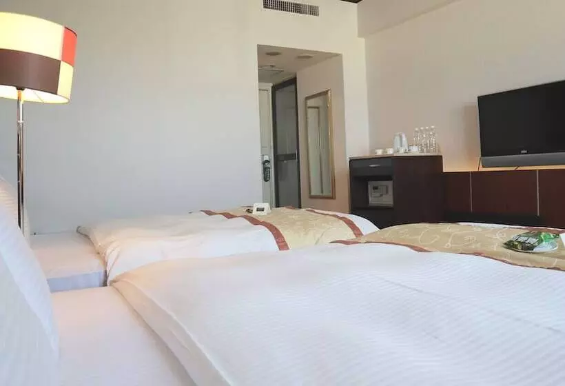 هتل Ho Fong Business Stay