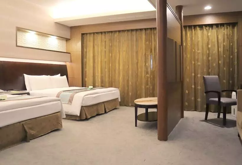 هتل Ho Fong Business Stay