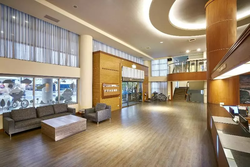 هتل Ho Fong Business Stay