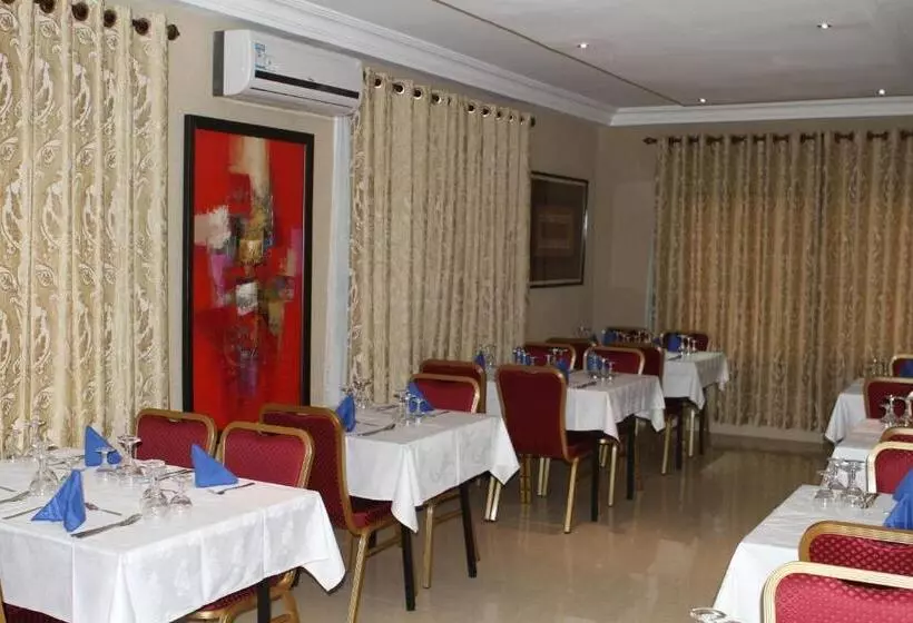 هتل Residence Flamani