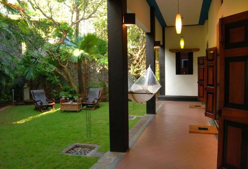 ホテル Villa Capers