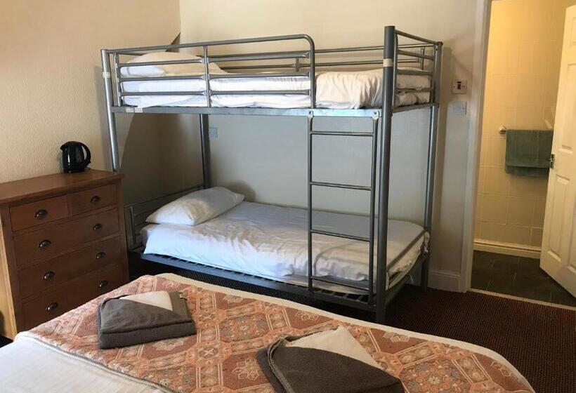 펜션 Crystal House