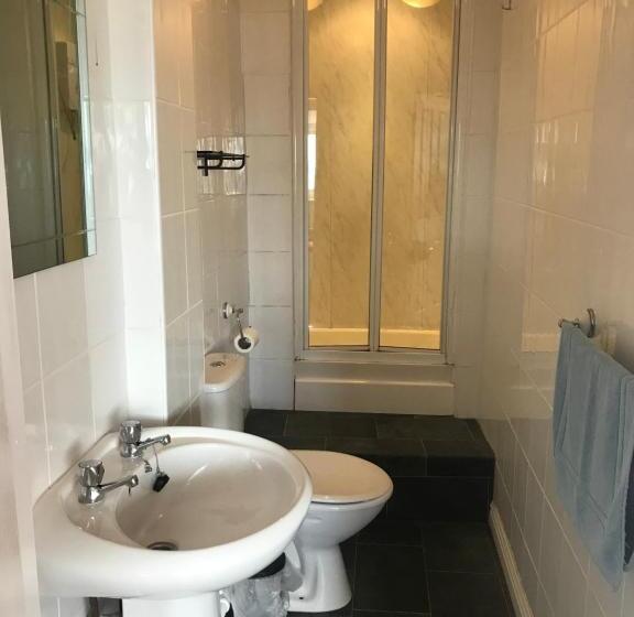 펜션 Crystal House