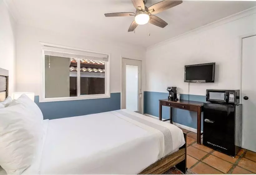 Sand Castle Inn