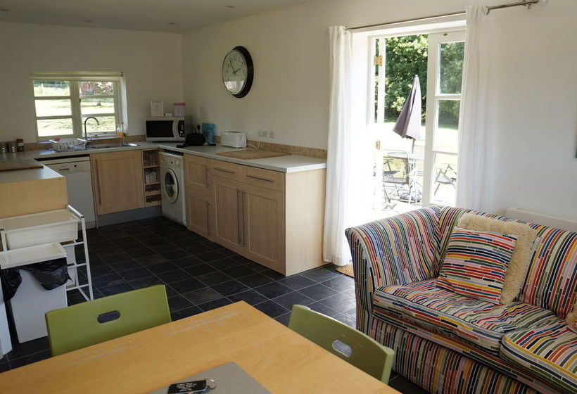 The Barn & Pheasant Cottage