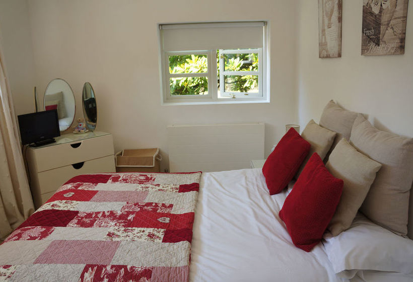 The Barn & Pheasant Cottage