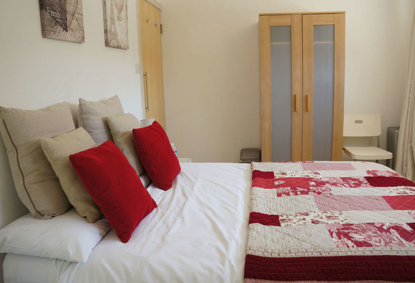 The Barn & Pheasant Cottage