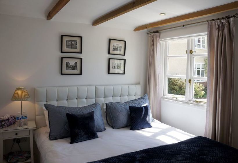 The Barn & Pheasant Cottage