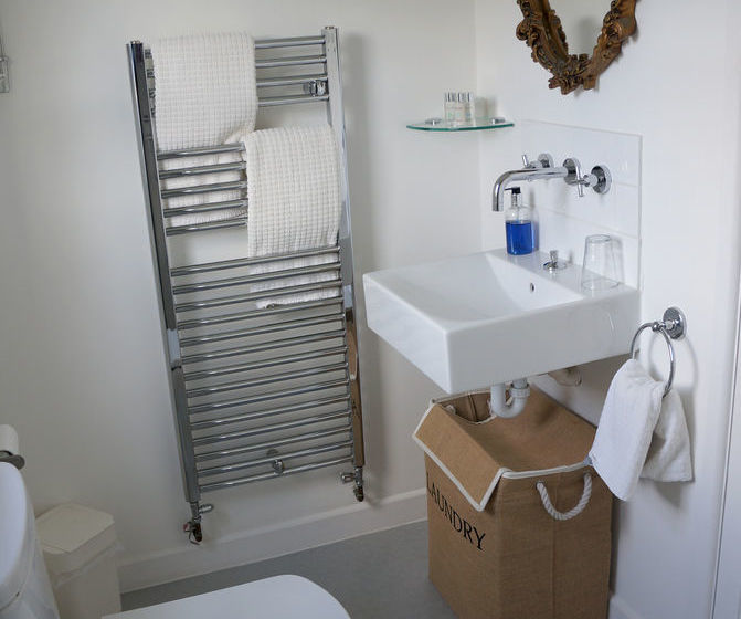 The Barn & Pheasant Cottage