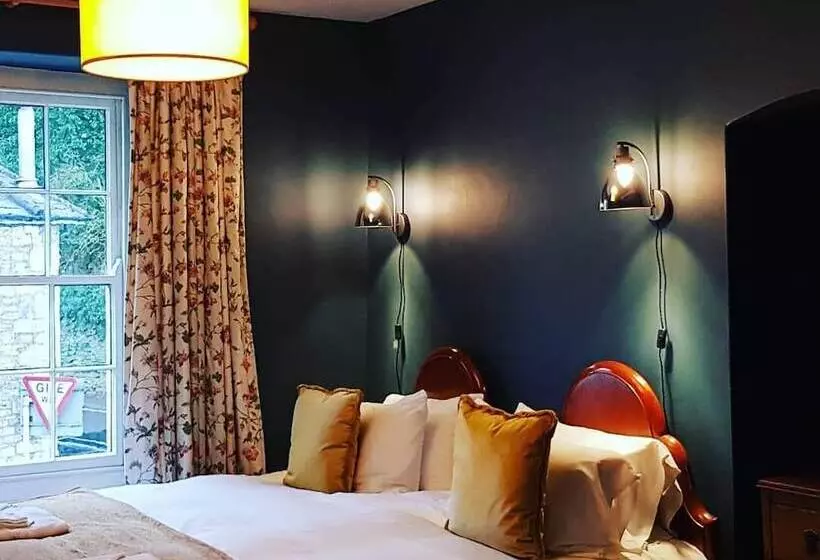 The Oakhill Inn