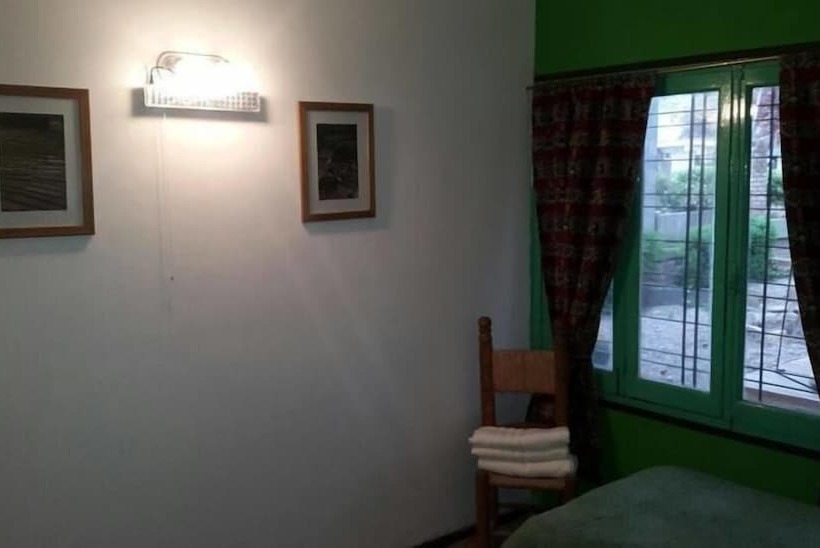 Acequias Bed And Breakfast