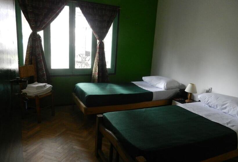 Acequias Bed And Breakfast