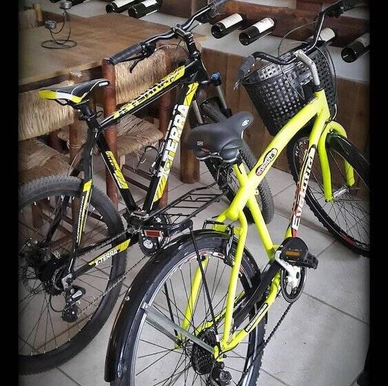 Acequias Bed And Breakfast