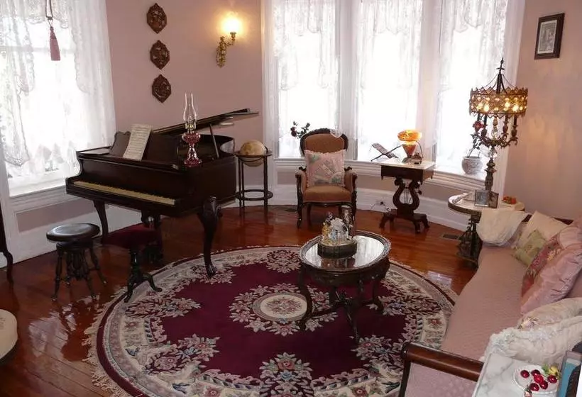Berkeley House Bed & Breakfast