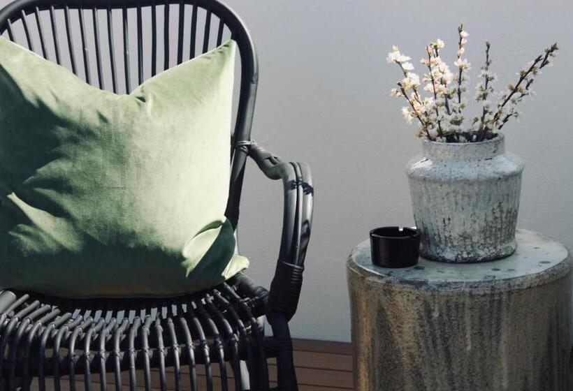 Brenaissance Wine & Stud Estate