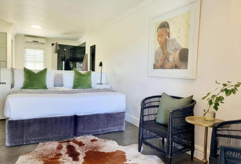 Brenaissance Wine & Stud Estate