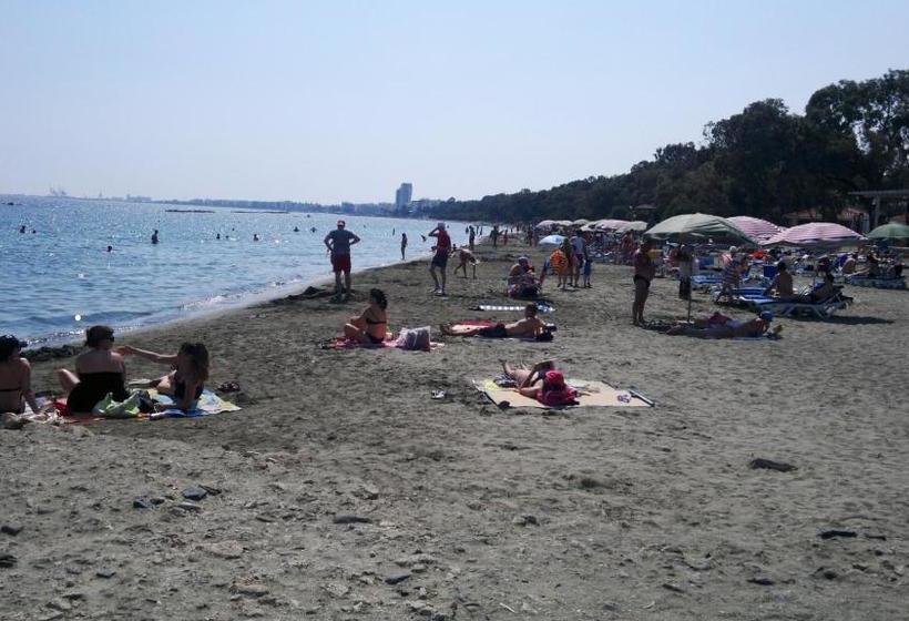 Chrysanthos Boutique Apartments