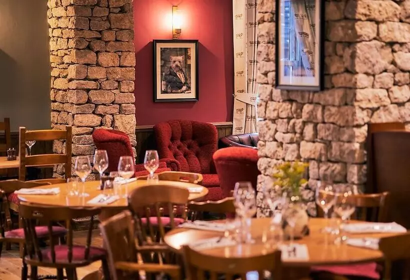 مسافرخانه The Fleece At Ruleholme