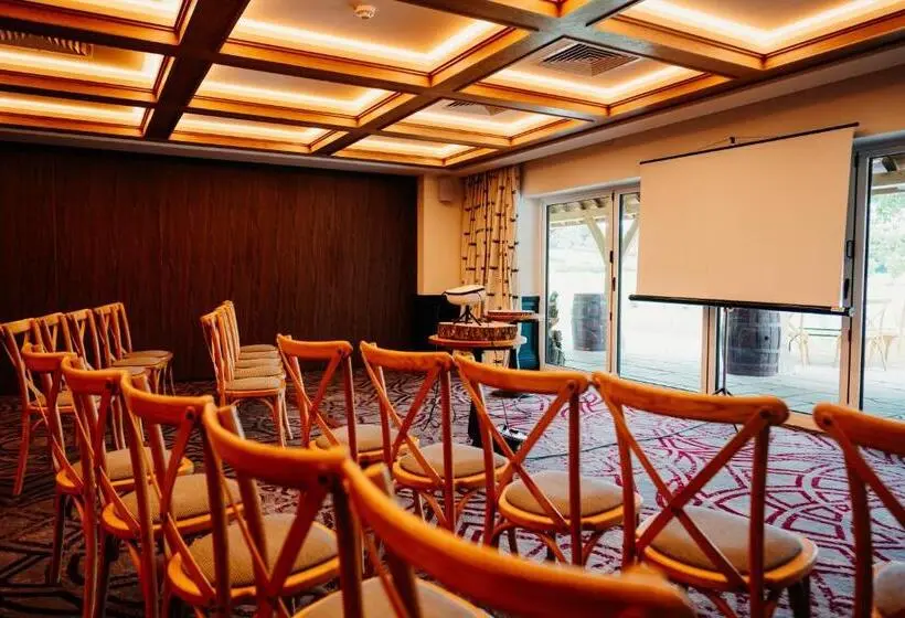 مسافرخانه The Fleece At Ruleholme