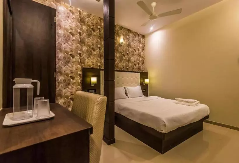 ホテル Atlas Grand Mumbai