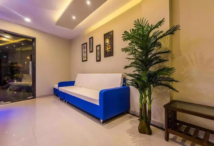ホテル Atlas Grand Mumbai
