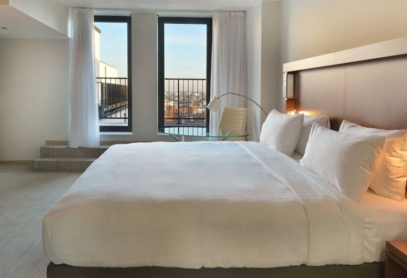 هتل Courtyard By Marriott Brussels Eu