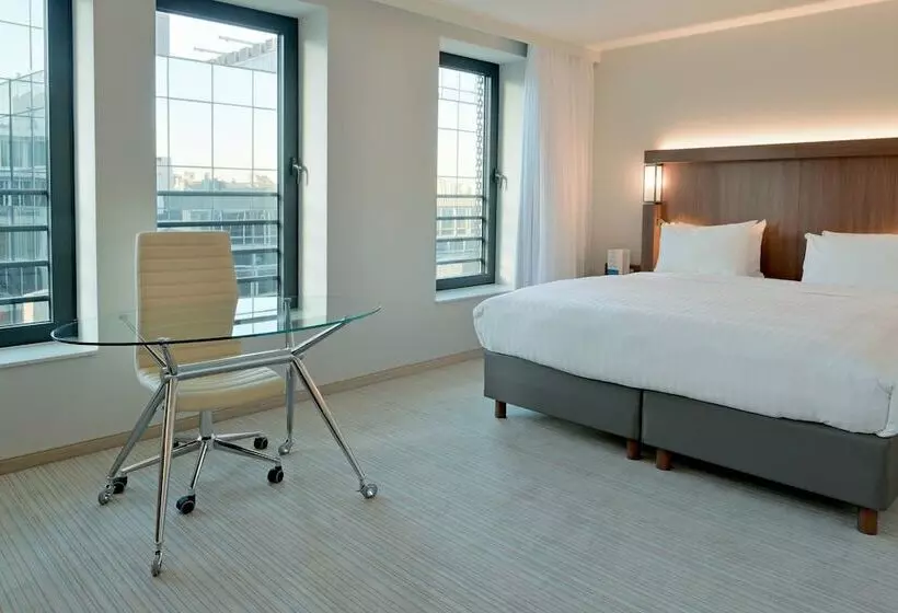 هتل Courtyard By Marriott Brussels Eu