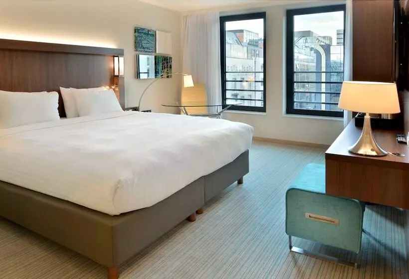 هتل Courtyard By Marriott Brussels Eu