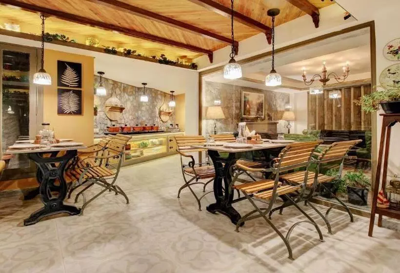 Hotelli Lakeside Inn Nainital