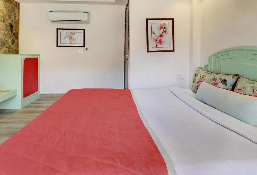 Hotelli Lakeside Inn Nainital