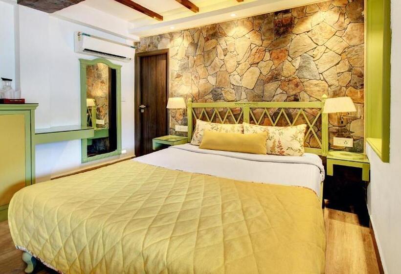 فندق Lakeside Inn Nainital