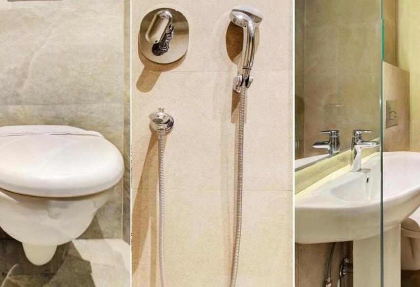 فندق Lakeside Inn Nainital