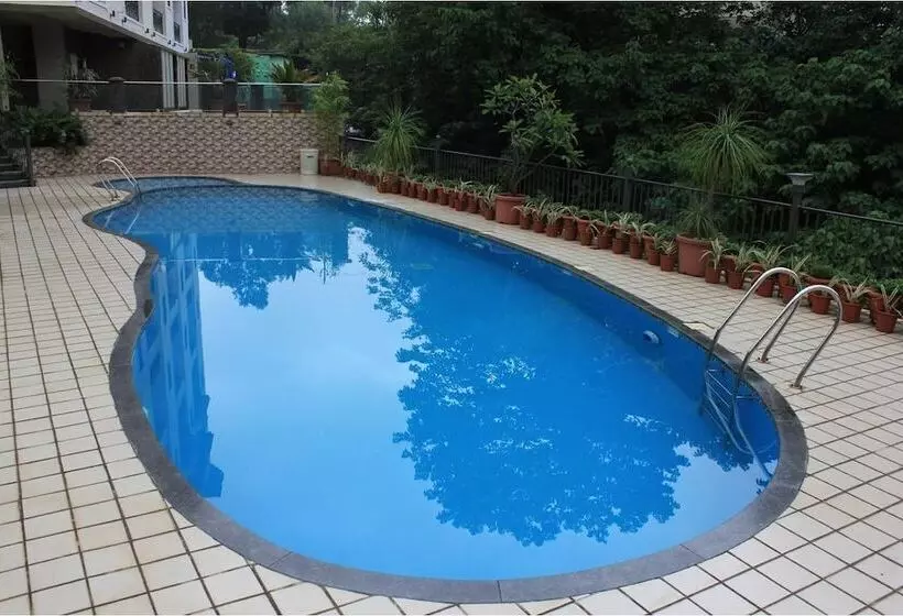 Hotelli Meritas Crystal Resort