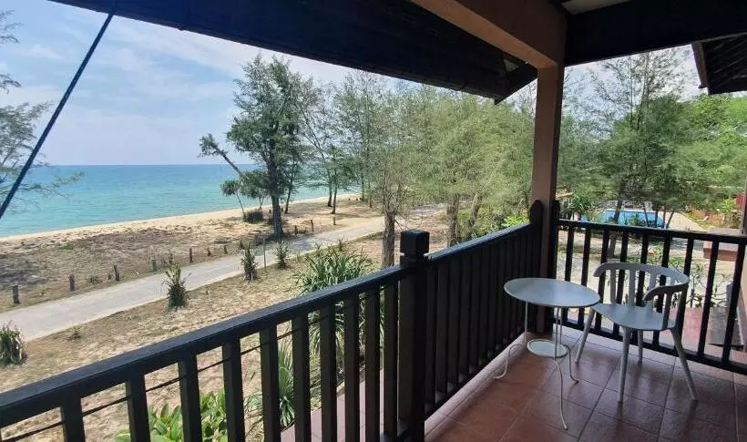 ホテル Pandan Laut Beach Resort
