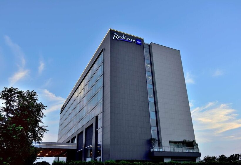 Hotel Radisson Blu Faridabad