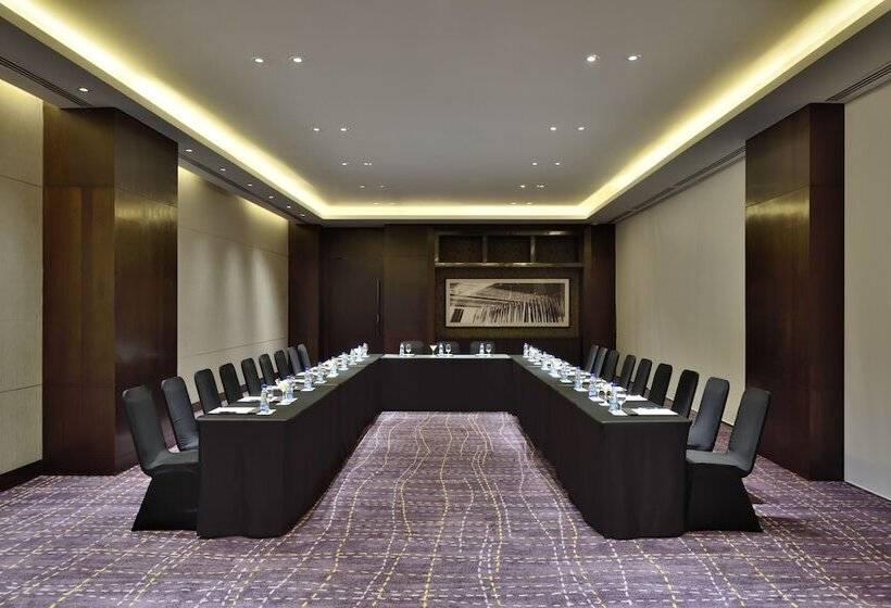 Hotel Radisson Blu Faridabad