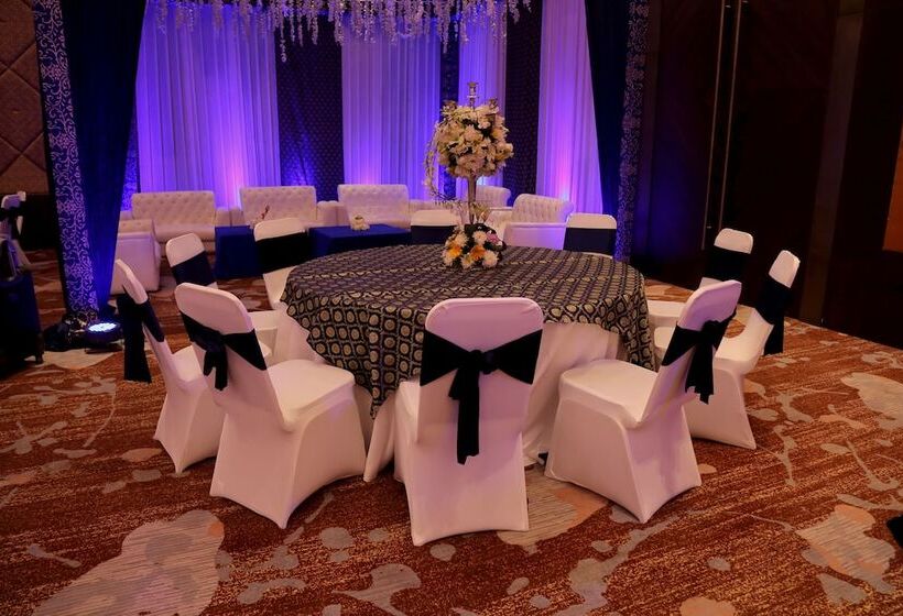 Hotel Radisson Blu Faridabad