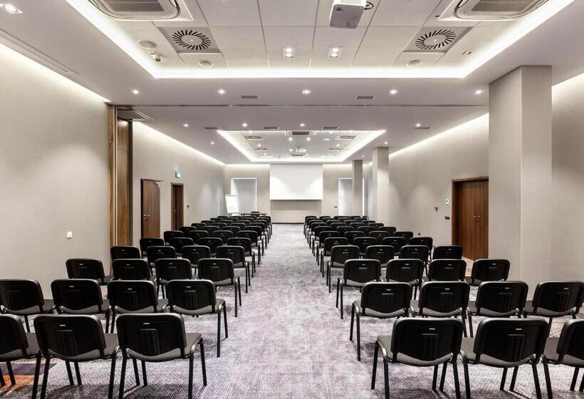 בית מלון כפרי Sadova